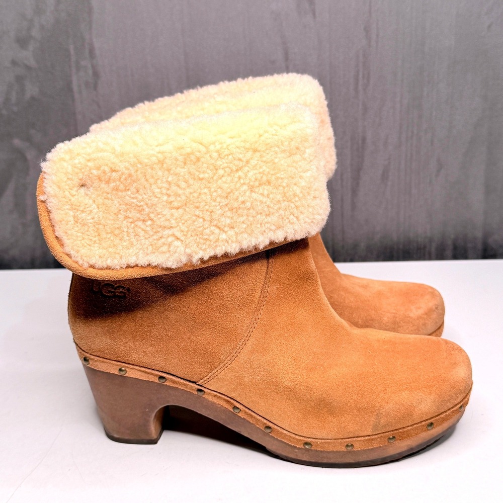 UGG Lynnea Clog Boot Women Sz 8 Chestnut Suede Shearling Fold Over Studded Wood